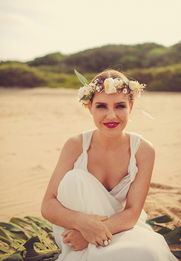 coolest-lovestoned-bridal-gown-wedding-dress-flower-hair-makeup-inspiration4